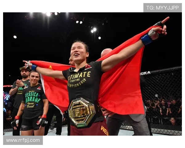 UFC133：当格斗之夜遇上巅峰对决，经典永流传